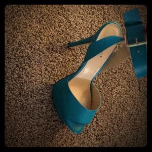 Shoedazzle size 9